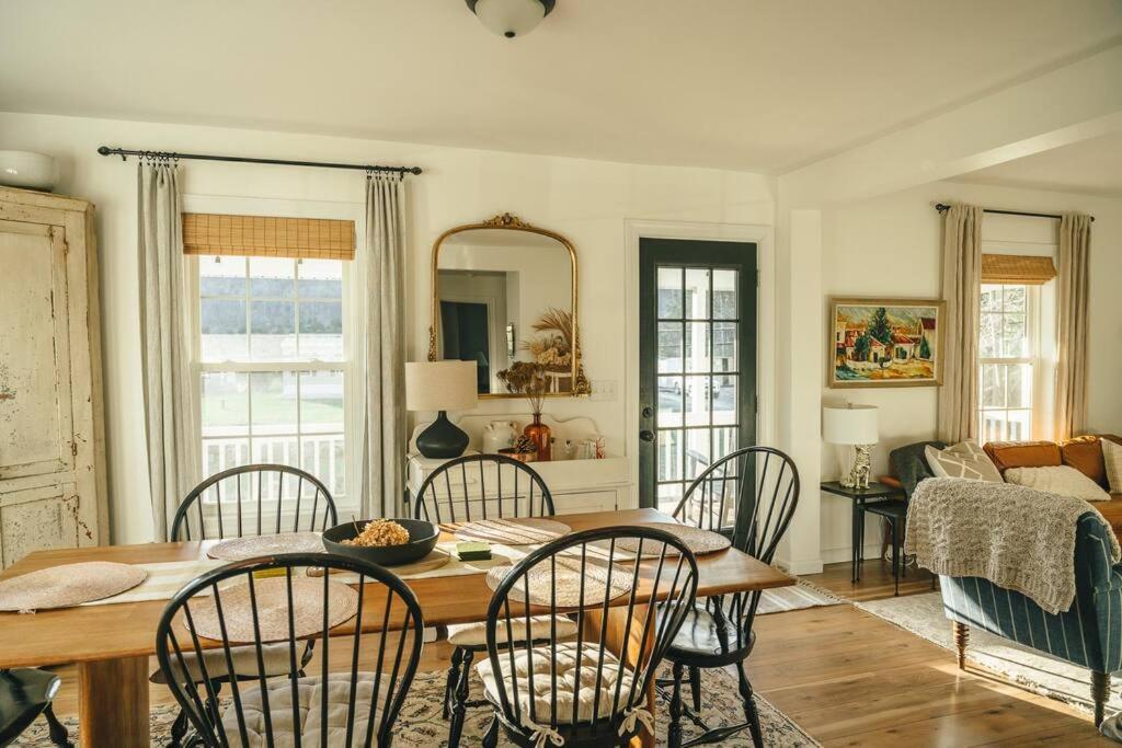 Cozy Cottage, Hot Tub, Fire Pit, 15Min To Hudson And Hiking Catskill Exteriör bild